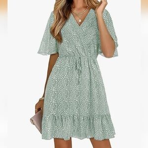 Chic Green Patterned Midi Dress